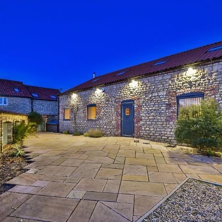 Hayloft Villa Lincoln Exterior foto